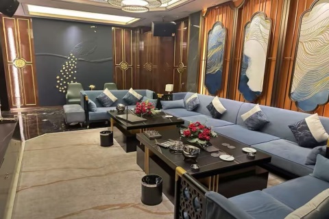 夜场舞台绽放自我 来宾KTV诚邀追梦女孩加入